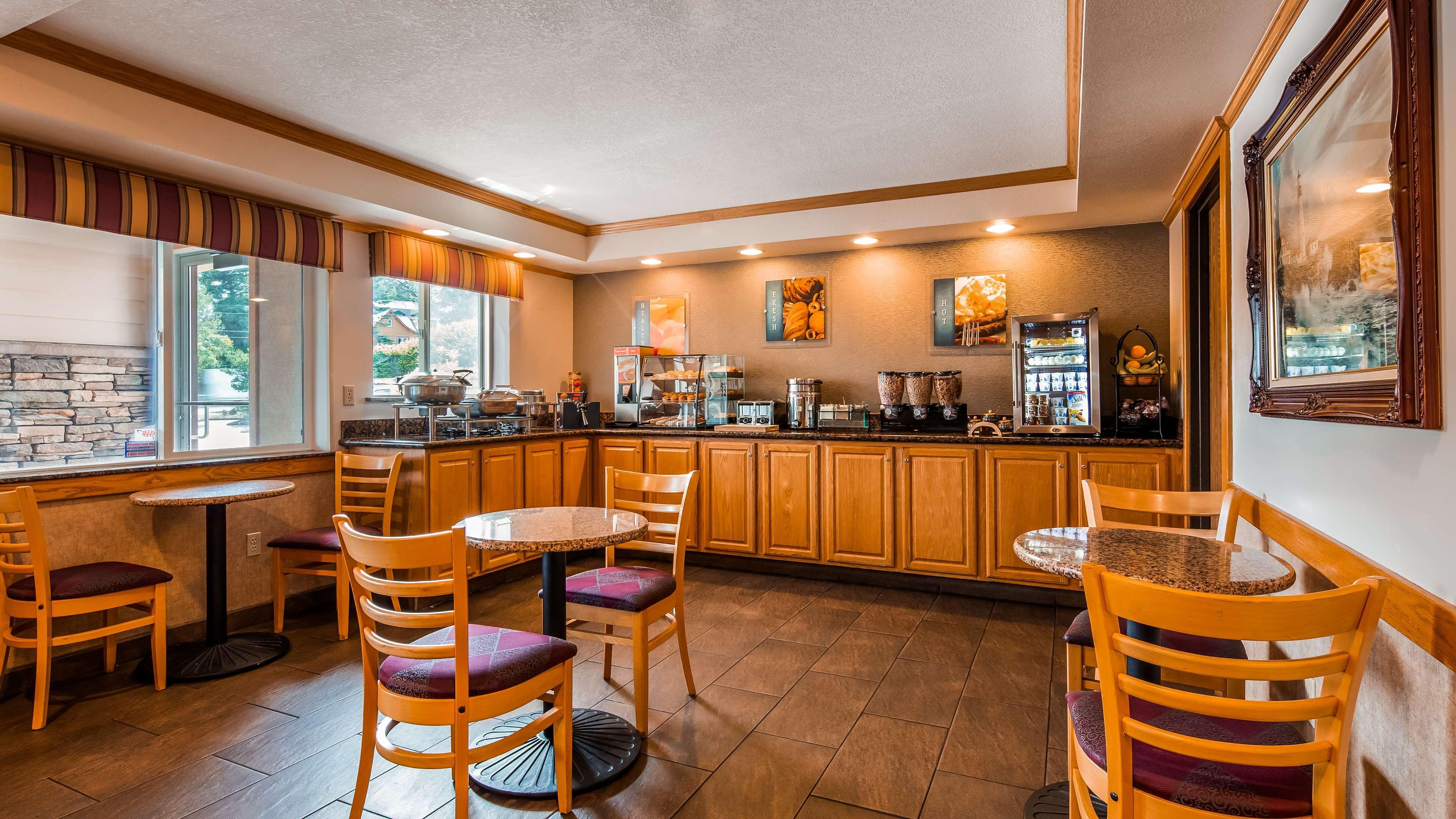 Best Western Plus Landmark Inn Линкольн-Сити Экстерьер фото