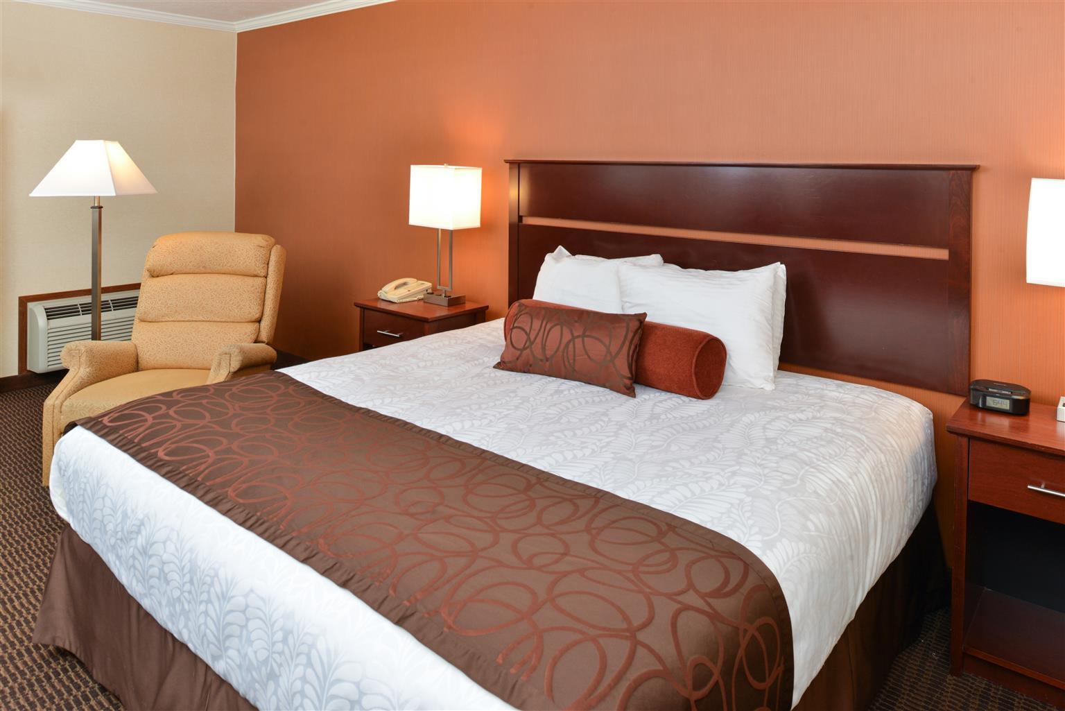 Best Western Plus Landmark Inn Линкольн-Сити Экстерьер фото
